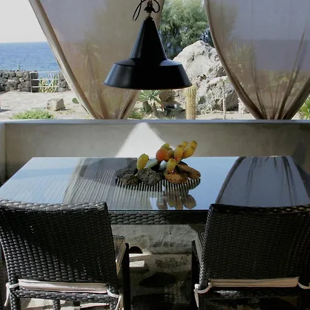 Holiday home Calypso Pantelleria *